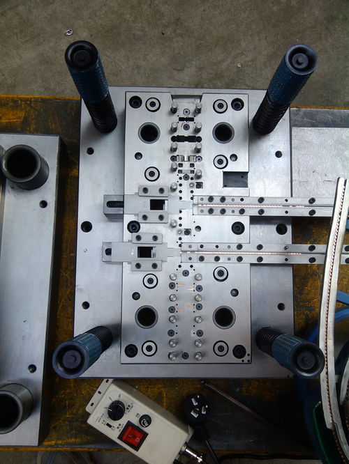 文祥开关跷板及其批发与模具制造